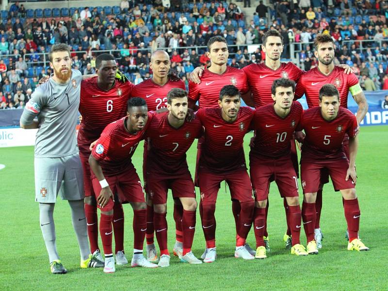 Utkání skupiny B mistrovství Evropy hráčů do 21 let Itálie – Portugalsko.