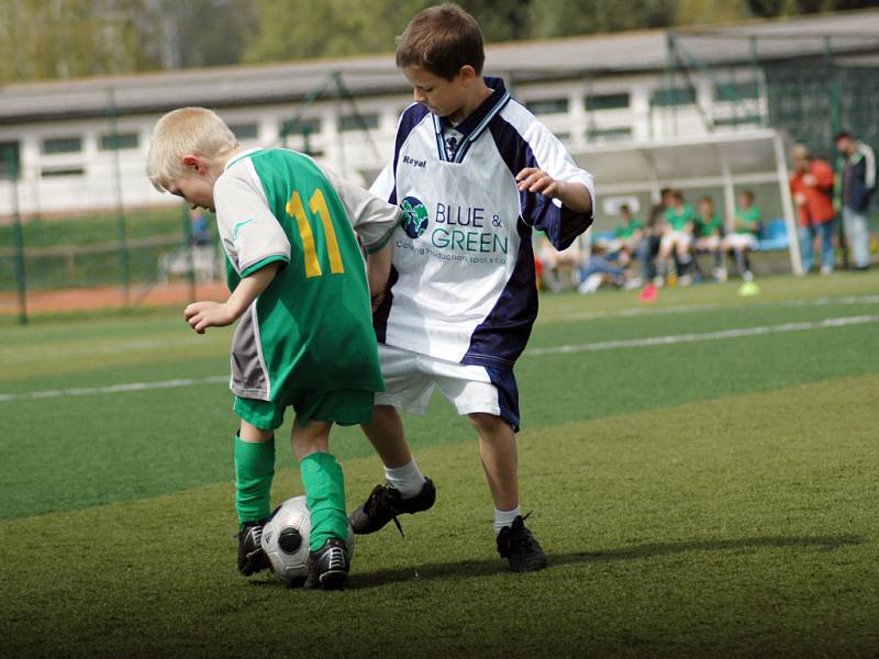 Fotbalový turnaj školních družstev Mc Donald’s Cup 2008: ZŠ Boršice - ZŠ Za Alejí.