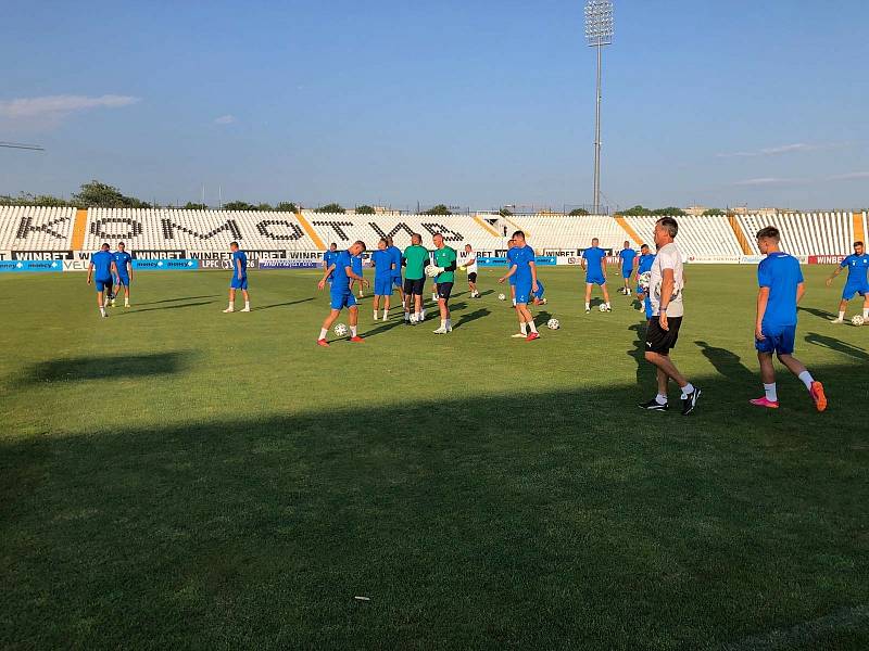 Fotbalisté Slovácka se v bulharském Plovdivu chystají na první zápas druhého předkola Evropské konferenční ligy.