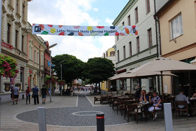 Novinky představilo vedení filmovky na tiskové konferenci.