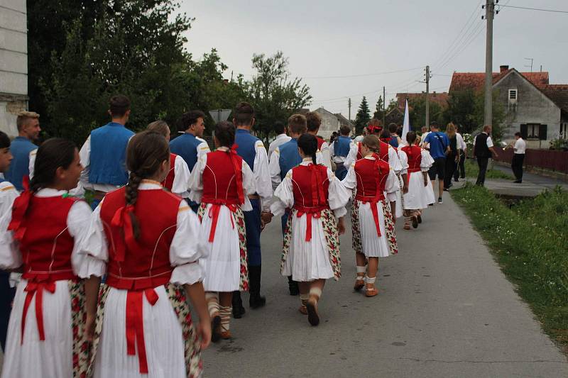 Světlovánci z Bojkovic se slunili i tančili v Chorvatsku