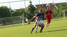 Uherský Brod - Hodonín 2:2 (0:1) Uherský Brod (v červeném).