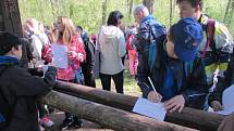 Děti se v rámci Dne země v Kunovském lese dozvěděly spoustu informací o obojživelnících či dravcích.