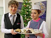 VÁNOČNÍ PEČENÍ. Do tajů pečení vánoční zákusků zasvětí ve Slováckém muzeu budoucí cukrářky i jejich kantorky. 