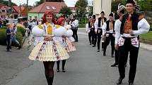 HODOVÉ VESELÍ. Sušické hody byly otevřeny pro každého, kdo se chtěl dobře bavit a nepřijít o nové zážitky. 