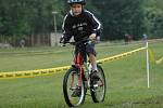 Nedělní program patřil dětem. Pořadatelé společně s občanským sdružením Buchlovjánek pro ně připravili kromě závodu na bicyklech také soutěž na koloběžkách a odrážedlech.