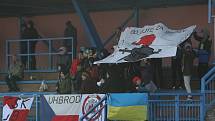 Fotbalisté Uherského Brodu (červené dresy) v 19. kole MSFL podlehli doma na Lapači Otrokovicím 2:3.