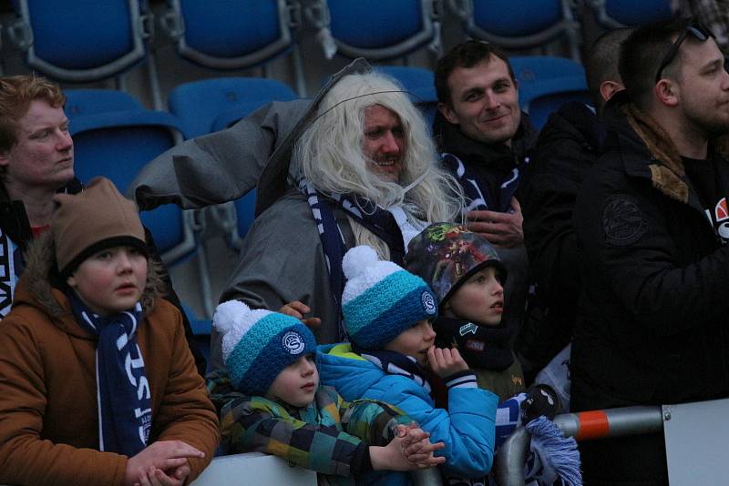 Fotbalisté Slovácka (bílé dresy) ve 23. kole FORTUNA:LIGY zdolali Mladou Boleslav 2:1.