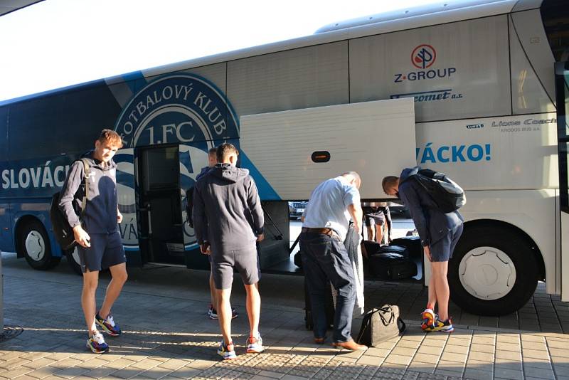 Fotbalisté Slovácka odletěli z Brna do Istanbulu k prvnímu zápasu 3. předkola Evropské ligy. Foto: Marek Jurák, 1. FC Slovácko