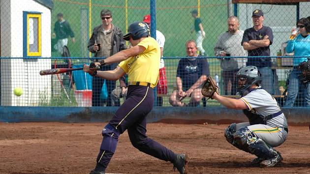 Softbalisté Snails Kunovice v zápase proti Tempu Praha