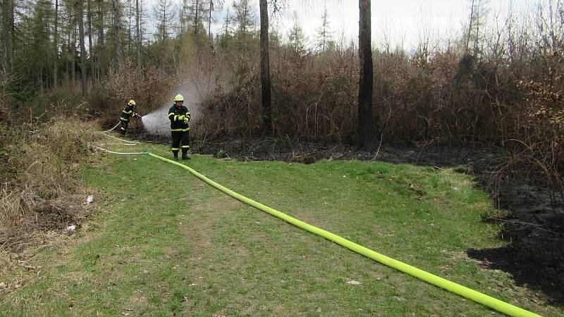 Hořelo v lese u Jankovic ve Chřibech