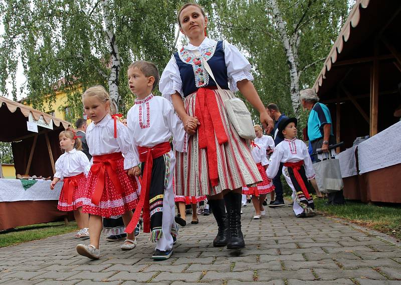 Slavnostní vyhlášení výsledků X. ročníku soutěže TOP Víno Slovácka 2017 v Polešovicích. Jedná se o regionální ocenění nejlepších vín Slovácka