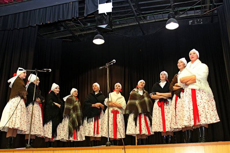 V Babicích si přišli o první adventní neděli na své dospělí i děti 