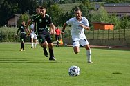 Fotbalisté Slovácka (v bílých dresech) zvítězili v generálce s maďarským týmem Paksi FC.