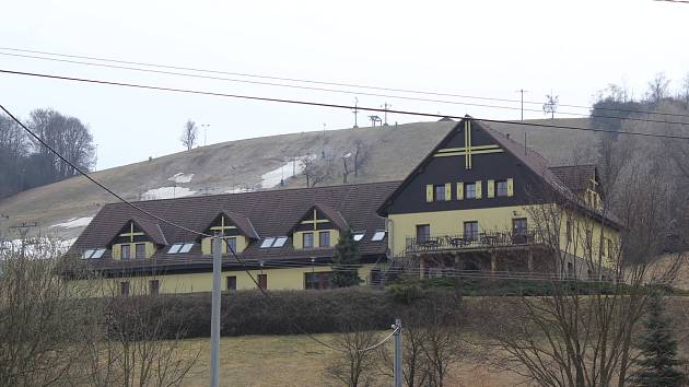 Penzion Malovaný ve Ski Parku Osvětimany nad hospodou Na Srubu