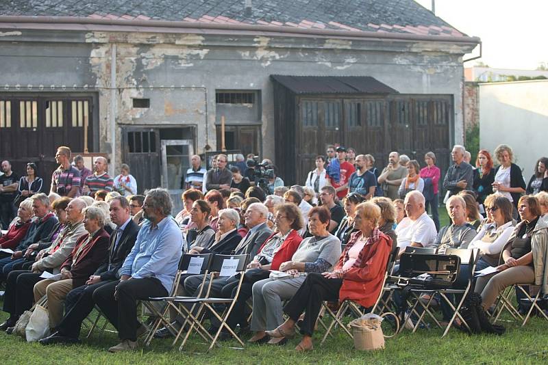 Uherské Hradiště - Slavnosti vína 2015. Ekumenická mše ve věznici.