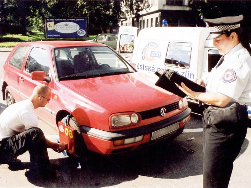 Městští strážníci ve Zlíně nasazují botičky už jen zřídka.