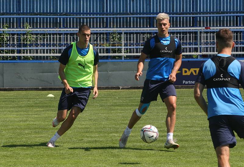 Fotbalisté Slovácka v pátek zahájili přípravu na novou sezonu.