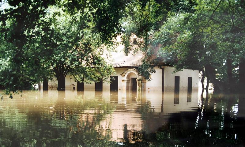 Výstava Povodně v Uherském Hradišti ve Slováckém muzeu.