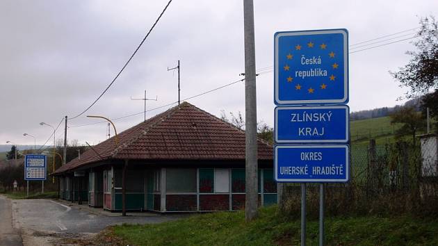 Hraniční přechod mezi Českou a Slovenskou republikou - v Březové.