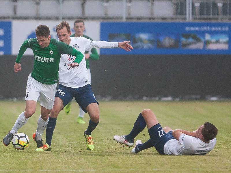 Čtvrtfinálový zápas českého fotbalového poháru - MOL Cupu mezi týmy FK Jablonec a 1. FC Slovácko se odehrál 7. března na stadionu Střelnice v Jablonci nad Nisou. Na snímku vlevo je Lukáš Masopust.