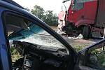 Tragická dopravní nehoda se smrtelným zraněním zastavila dopravu mezi Starým Městem a Kostelany nad Moravou. 