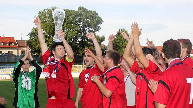 V minulém ročníku se stal Pohár OFS kořistí fotbalistů Ostrožské Lhoty.