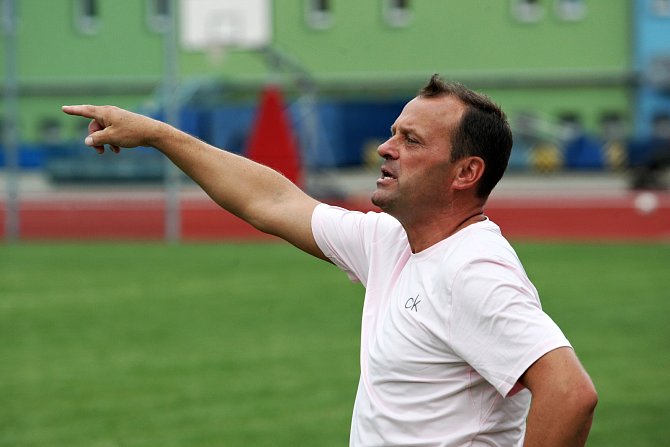 Trenér fotbalistů Spartaku Hluk Jiří Vojtěšek.