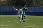 Fotbalisté Kunovic (modré dresy) prohráli v prvním zápase nové sezony doma s Těšnovicemi 0:3.