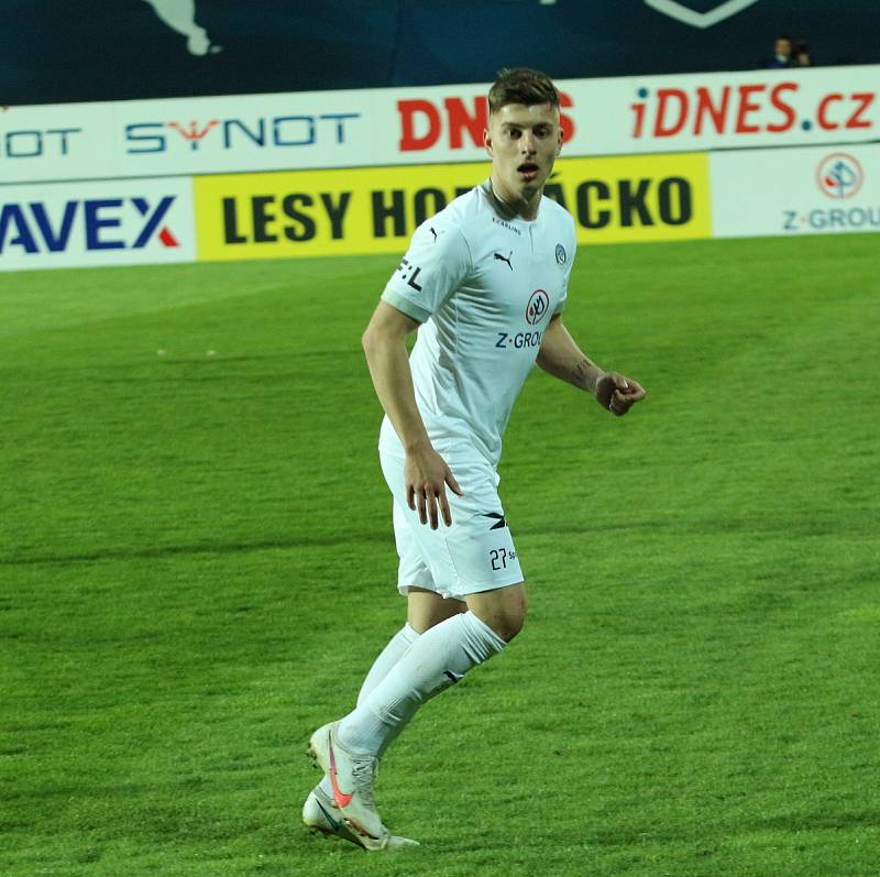 Fotbalisté Slovácka (v bílých dresech) porazili Liberec 1:0 a v lize zůstávají třetí.