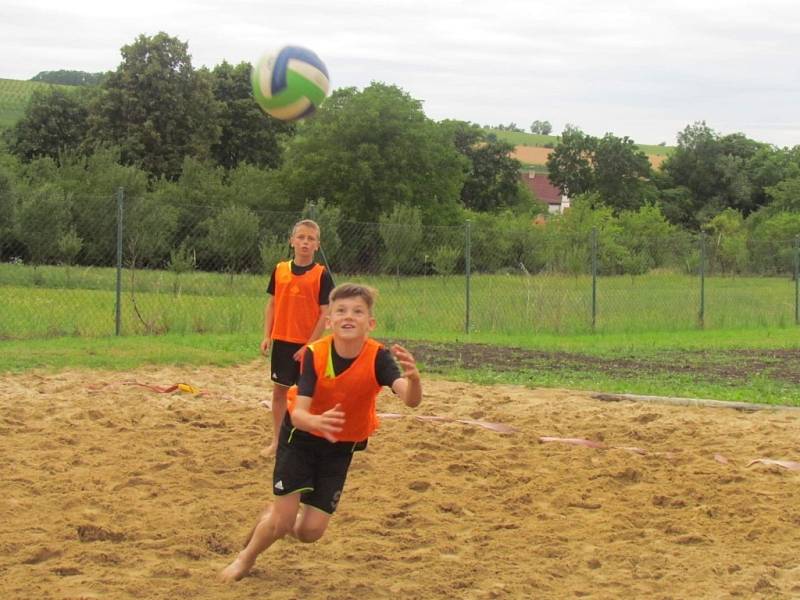 Už čtvrtý ročník fotbalového kempu, se od 7. července konal v malebném podhůří Bílých Karpat, v Penzionu Boďa a přilehlém areálu koupaliště v Horním Němčí. 