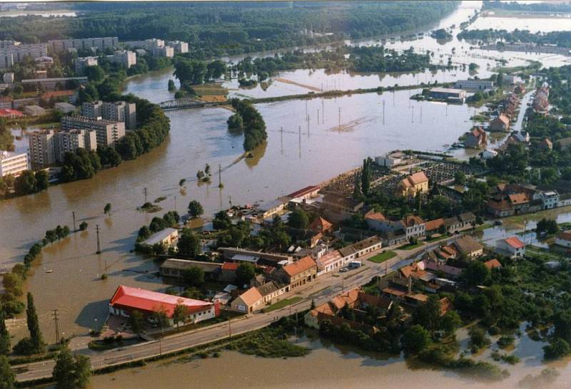 Povodně v Uh. Hradišti a Starém Městě v létě 1997.