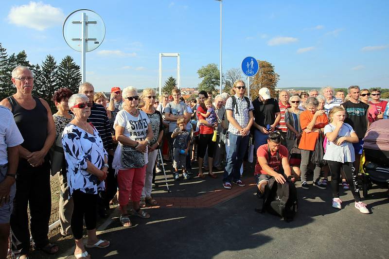 Slavnostní otevření lávky Všezvěd v Uherském Brodě.