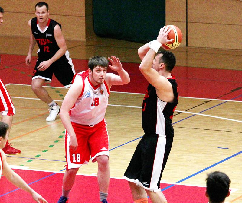 Basketbalisté Spartaku Uherský Brod porazili Teslu Brno 72:57.