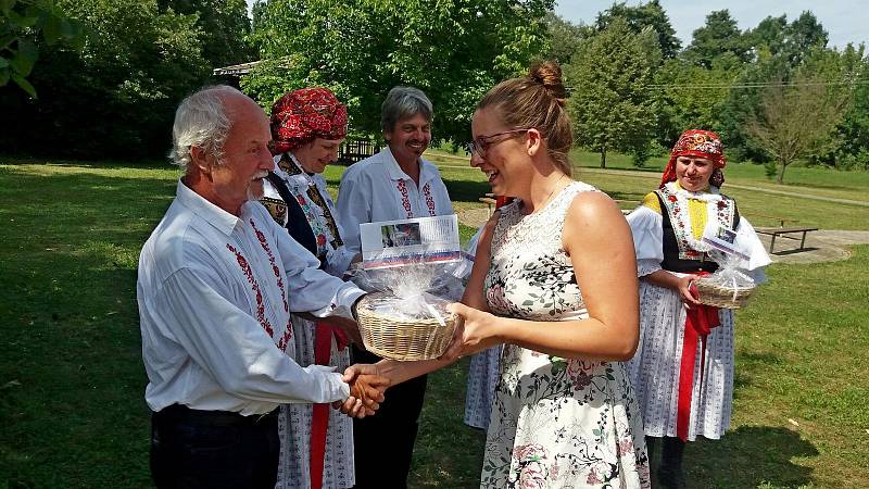 Na Velehradě uspořádali první ročník Skleníkového vinobraní.