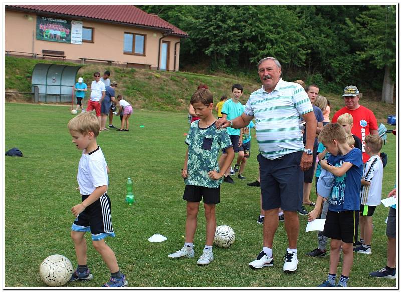 Antonín Panenka hodnotil fotbalové dovednosti dětí.