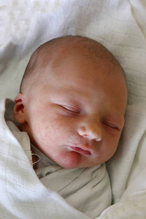 Tomáš Maxmilián Matějkovič, 51 cm, 3450 g, 24. 4. 2014, Staré_Město