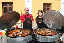 JÍDLO JE ZÁŽITEK. Food festival v Uherském Hradišti byl kulturní záležitostí, která dokázala lidi spojit a nadchnout.