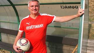Podnikatel a kancléř prezidenta Vratislav Mynář přispívá na chod fotbalového klubu v Osvětimanech.