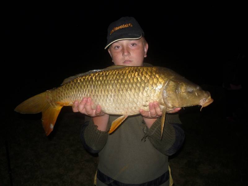 Soutěžní číslo 169 - Jaromír Hlobilek, kapr, 70 cm, nevážen.