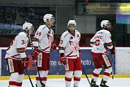 Hokejisté Slavie vyhráli ve 32. kole Chance ligy na ledě Kolína 5:1.