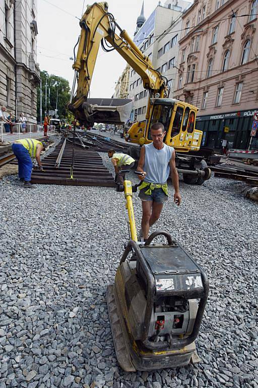 Rekonstrukce tramvajové trati ve Spálené ulici v Praze