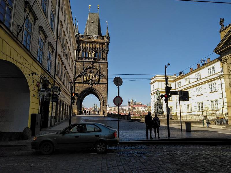 Karanténa vyprázdnila centrum metropole. Křížovnické náměstí.