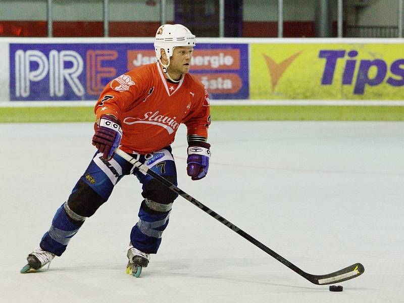 Slávističtí in-line hokejisté podlehli Švédsku 6:12.