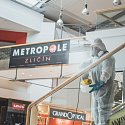 Obchodní centra na Chodově, Černém Mostě a Metropole Zličín prošla před svým znovuotevřením 11. května 2020 důkladnou dezinfekcí.