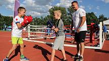 Trénink v olympijském parku vedli boxeři z oddílu Pražský Rohovník, trenér Michal Soukup, mládežníci Adam Marcin a Samuel Klabeneš.