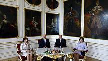 Prezident Václav Klaus přijal 29. června na Pražském hradě slovenského prezidenta Ivana Gašparoviče a jeho manželku Silvii.