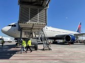První přílet na obnovené lince americké společnosti Delta Air Lines z newyorského letiště JFK do Prahy