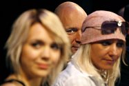 Zleva Lucie Vondráčková, Daniel Landa a režisérka Mirjam Landa na tiskové konferenci k novému muzikálu Touha, který bude mít premiéru 15. září v Divadle Kalich. 