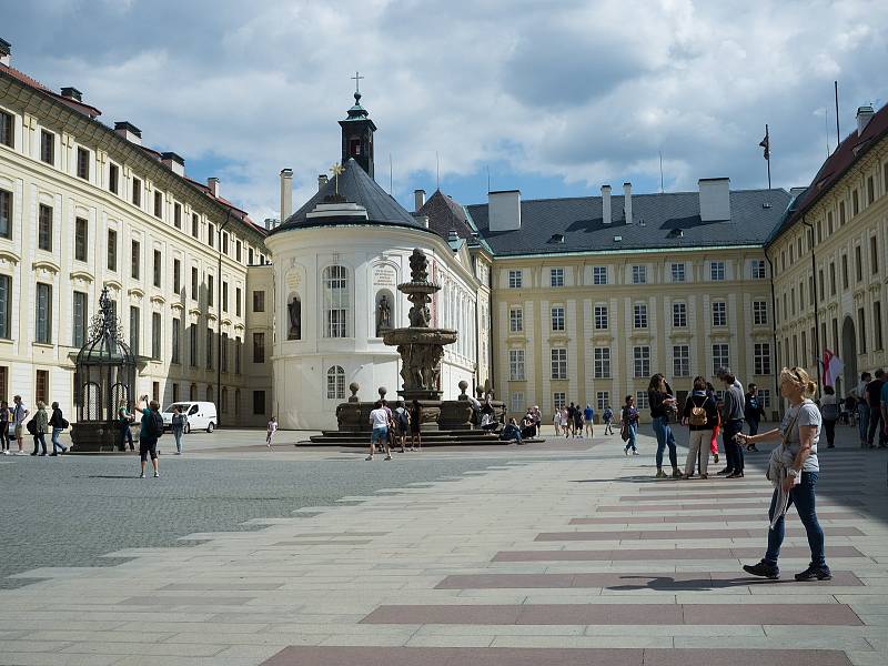 Praha neznámá, Pražský hrad, II. nádvoří, 26.5.2017